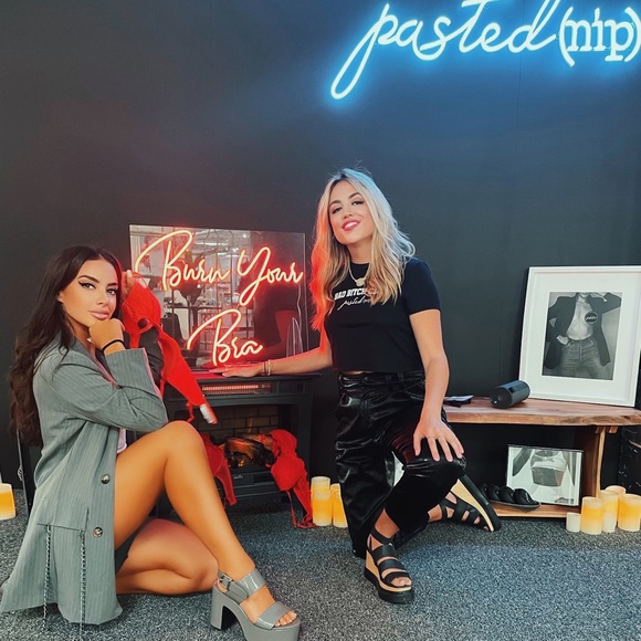 Meet your Posher, Audrey - Picture 4 of 15